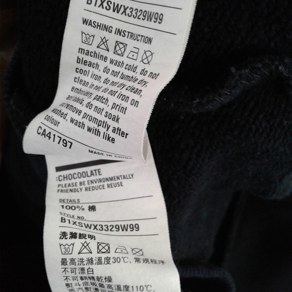 Chocoolate x One Piece Monkey Luffy Jolly Roger Straw Hat Sweatshirt Hoodie sz M - Picture 9 of 9